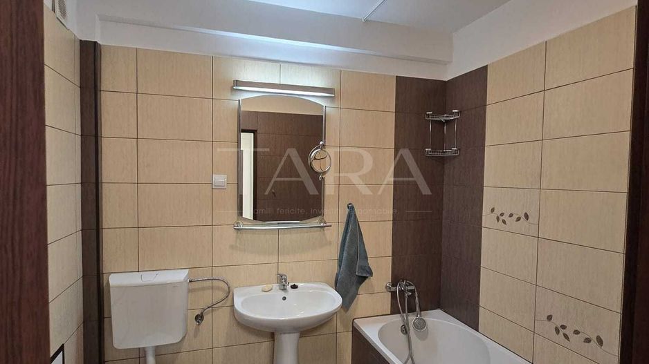 Apartament cu 3 camere, 76 mp, 2 balcoane, zona Baciu. - Poză 7