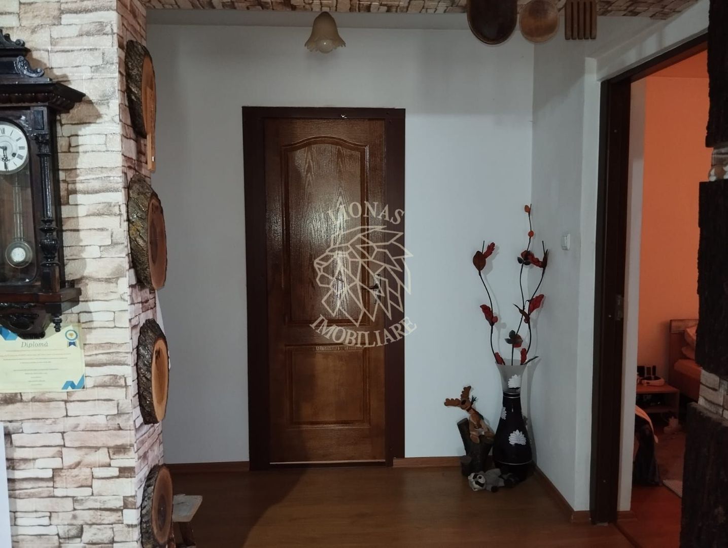 Casa 60 mp+terasa 30 mp-teren 700 mp-garaj-panouri solare-Livezile - Poză 5