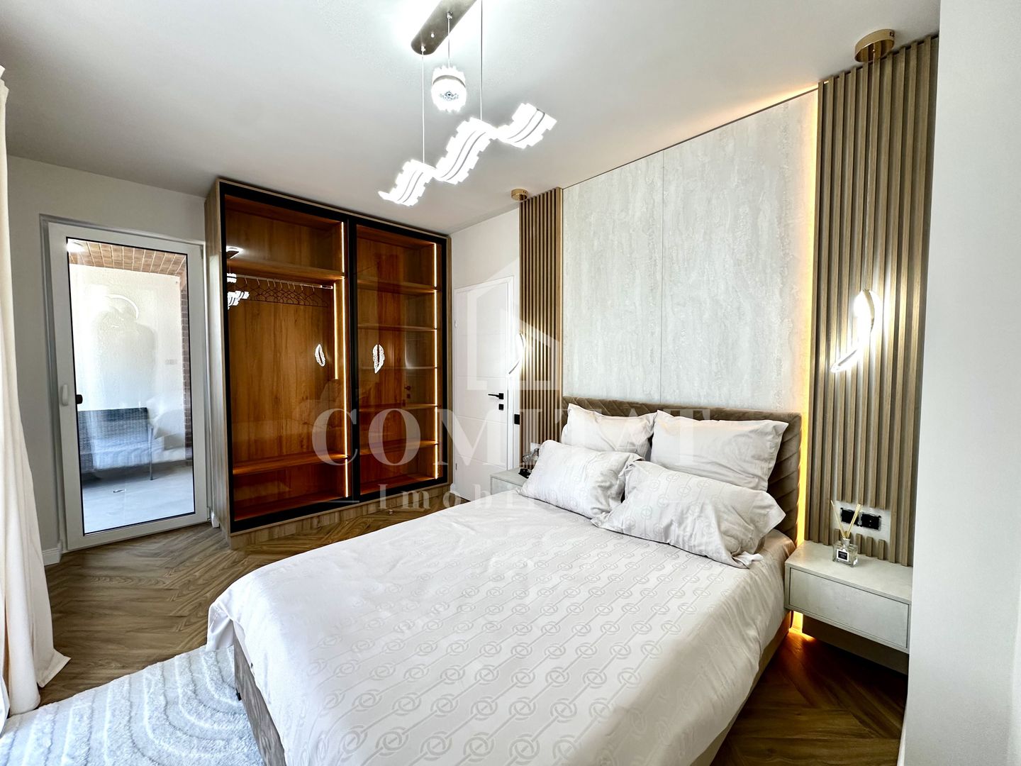 Apartament ultrafinisat | Etaj intermediar | Zona Str Tineretului - Poză 11
