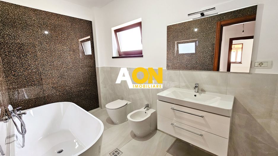 1/2 Duplex, 4 camere, 449 mp teren, asfalt, toate utilitatile, Cetate - Poză 12