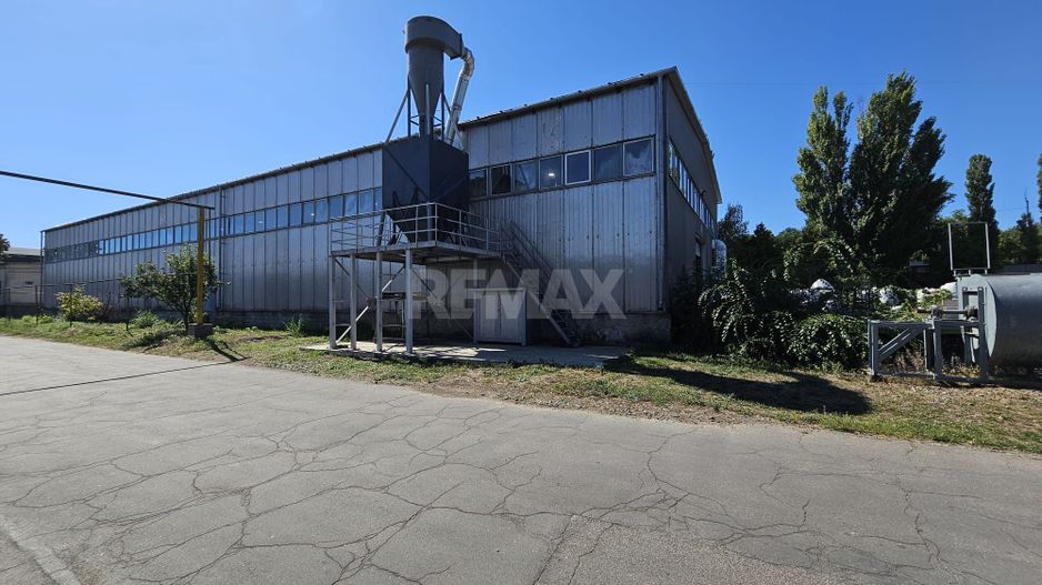 Hală industrială / Depozit în ZEL Chișinău de vânzare - Poză 2