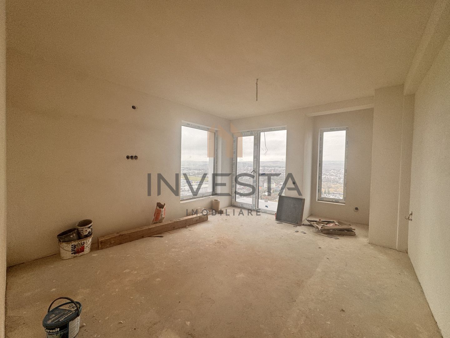 Duplex cu rooftop panoramic, garaj și curte proprie – cartier Voronet - Poză 8