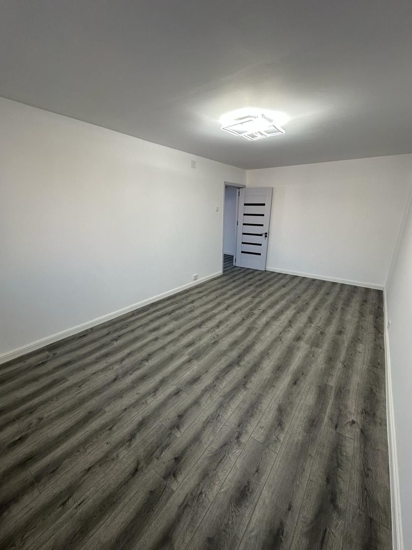 3 Camere 68mp Renovat - Aparatorii Patriei - Contract Parcare - Poză 12