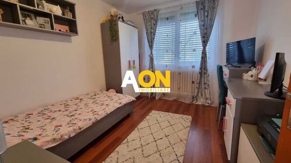 Apartament decomandat cu 3 camere, balcon, Ampoi 1 - Poză 6