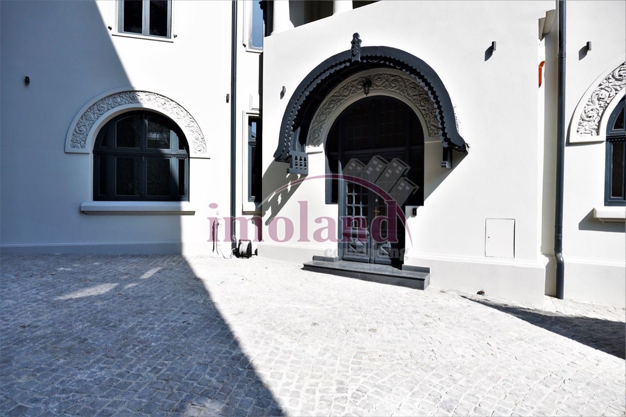 Vila impunatoare - 20 camere - birouri - Romana-Lahovari - Poză 15