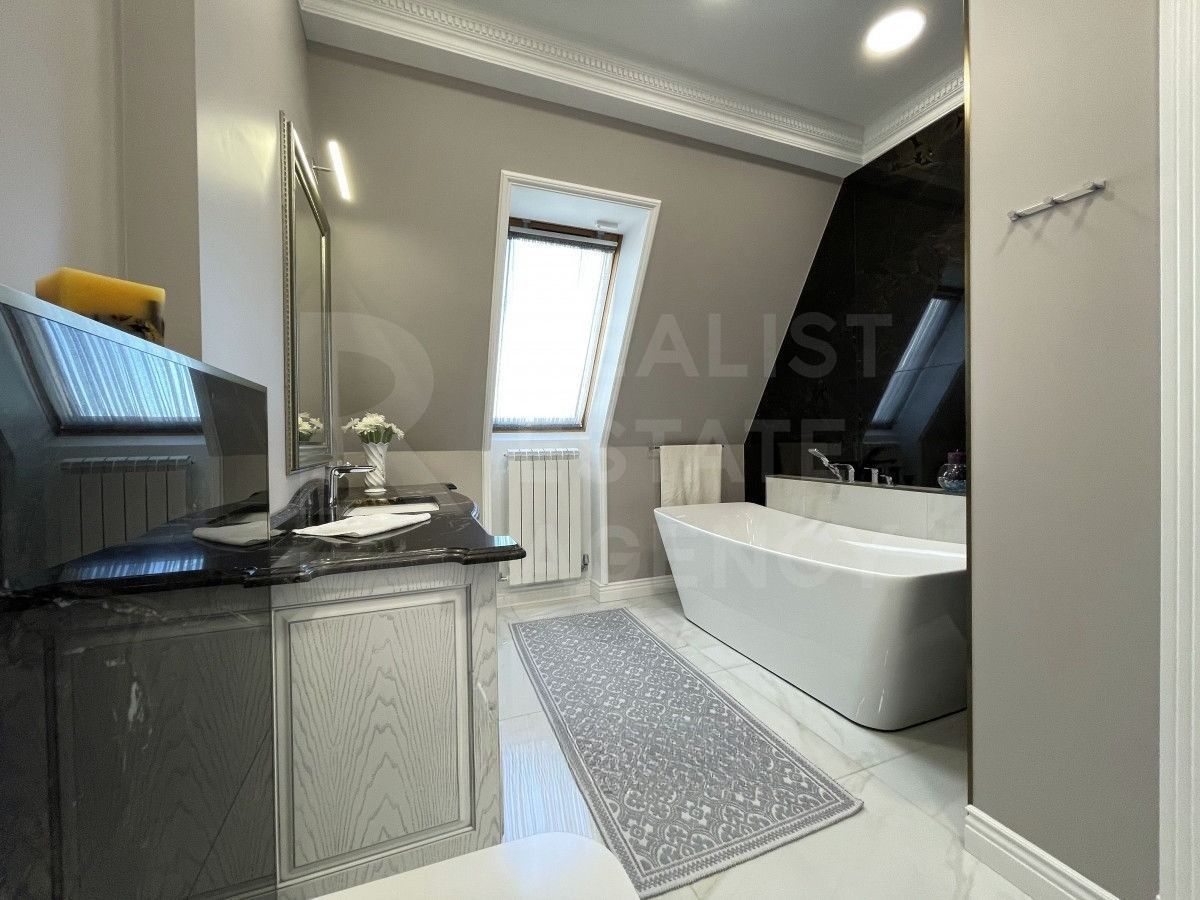 Chirie, apartament, 4 camere, strada Alexandru Pușkin, Centru - Poză 3