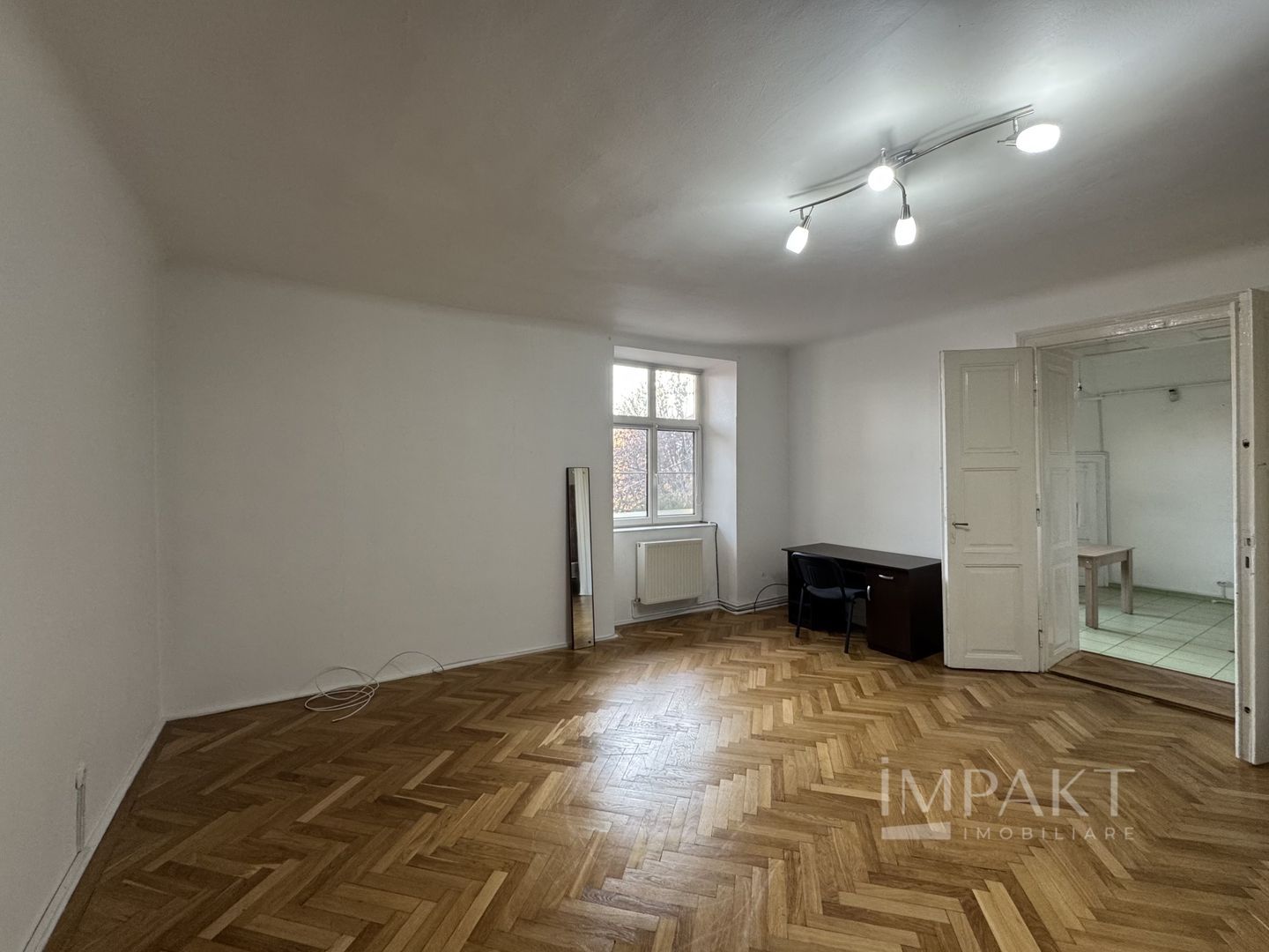 Apartament 1 cameră 55mp de vânzare zona centru Memorandumului parcare - Poză 3