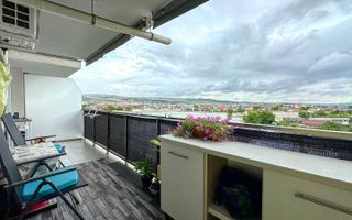 Lumina și liniștea unui acasă complet – apartament cu terasă generoasă - Poză 1