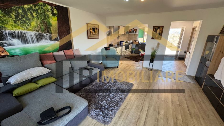 Casa cu 3 camere, 100mp, Zona Tofalau - Poză 1