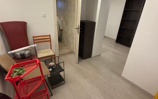 Apartament 2 camere,curte comuna/4 proprietari - Poză 7
