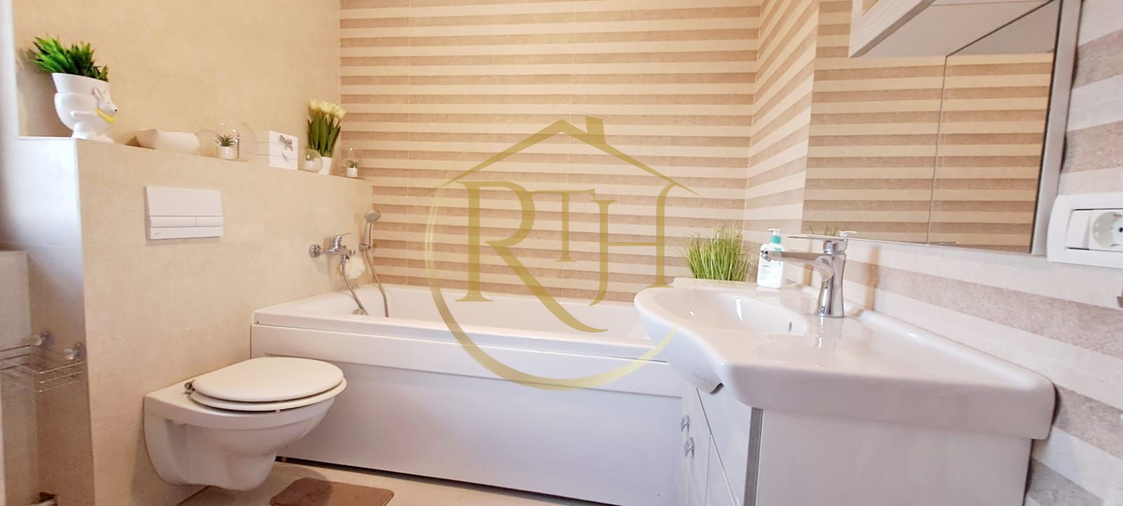 Vând casă  vila cu 5 camere,in Giroc ,materiale premium,comision ,0' - Poză 20