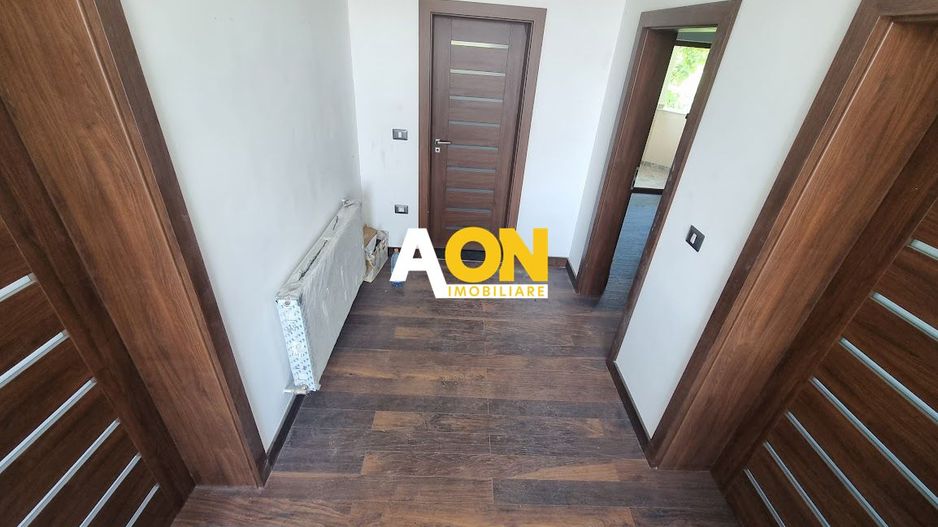 Casă modernă cu 3 dormitoare, terasă și teren generos - Poză 8