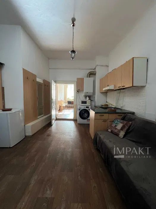 Apartament cu 2 camere de vanzare in zona ultracentrala! - Poză 2
