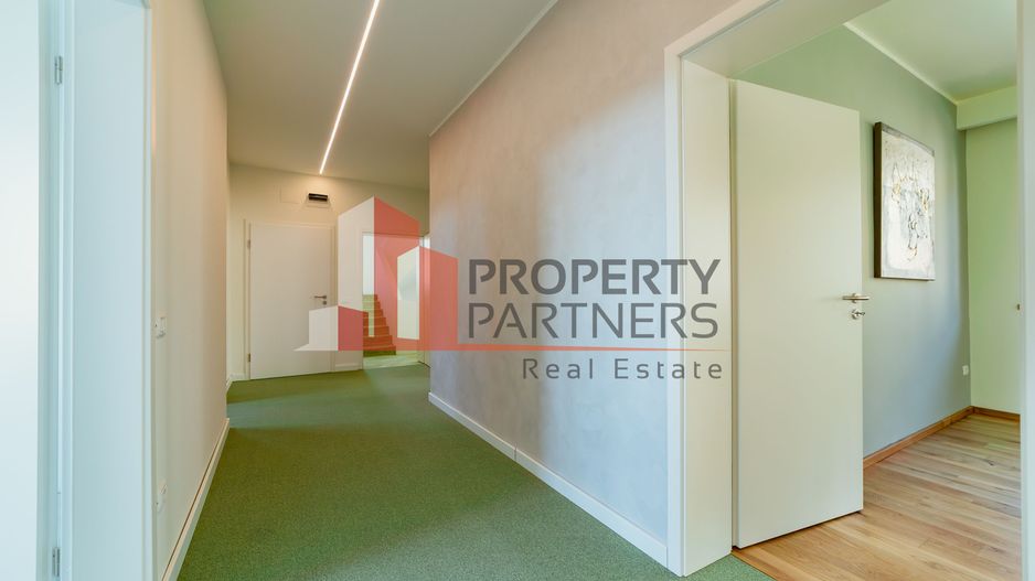 Apartament Duplex Elegant cu Terasă Panoramică – Dealul Cetății, Brașov - Poză 12
