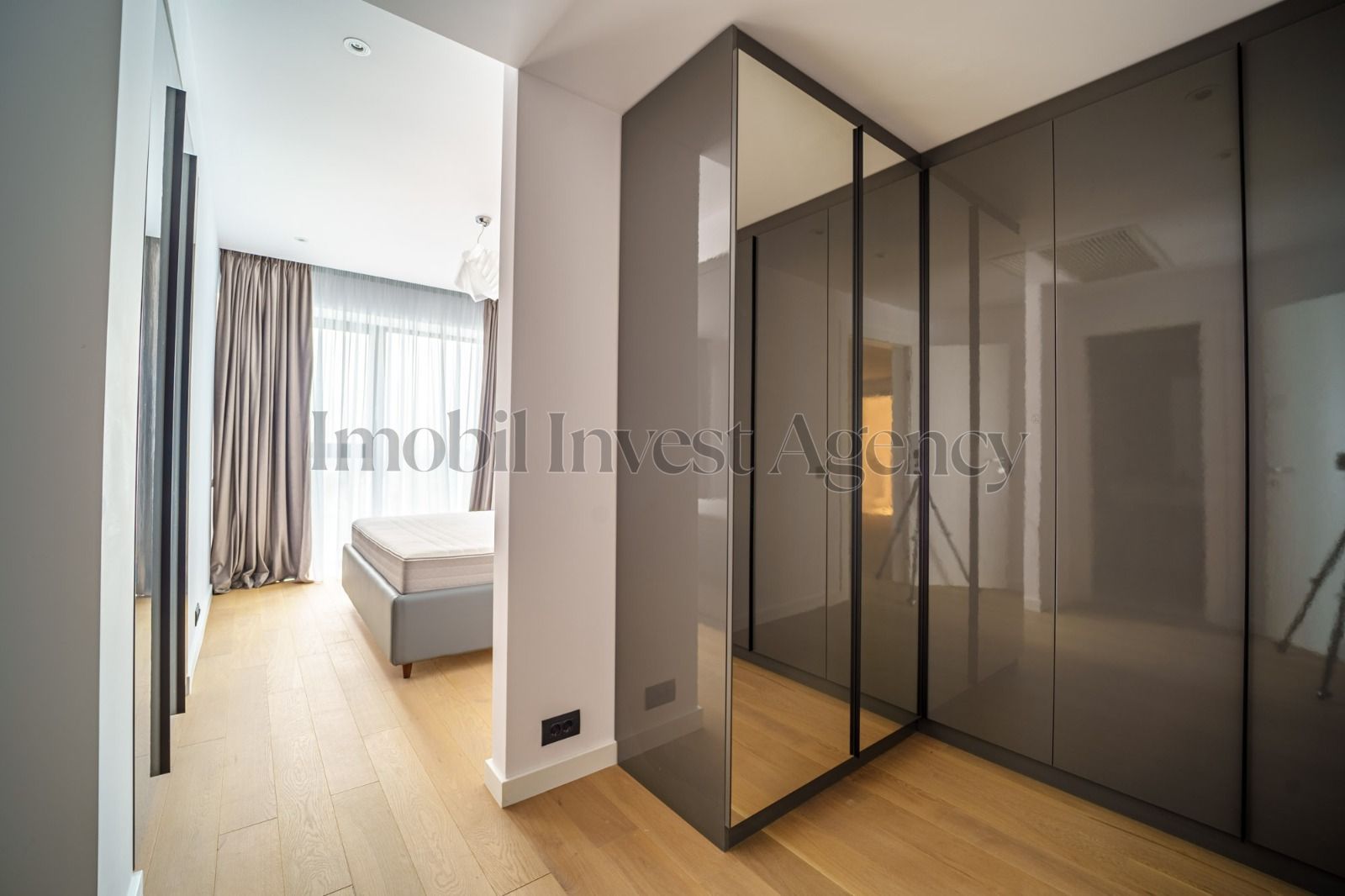 Apartament finalizat cu 3 camere Herastrau - Poză 6