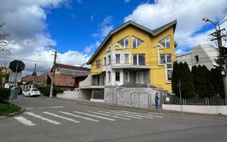 Vila individuala de lux de inchiriat, in cartier Gruia aproape de Cetatuie! - Poză 32