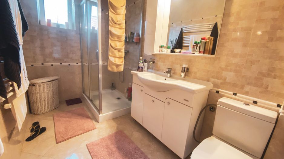 Refugiu Modern în Natură – Vilă Premium cu Design Contemporan - Poză 18