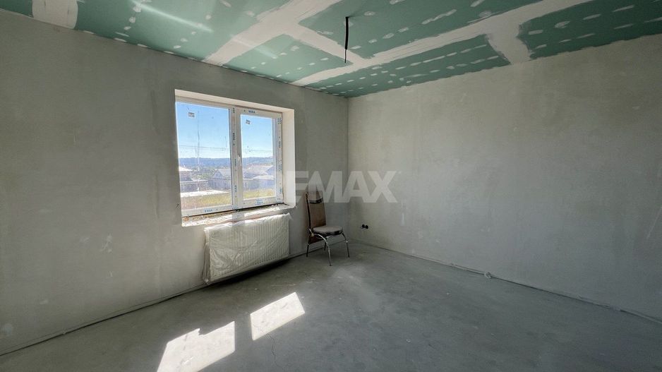 Duplex Modern în Ghidighici – 4 Camere, 96 m², 6 Ari, la 10 Minute de Chișinău - Poză 16