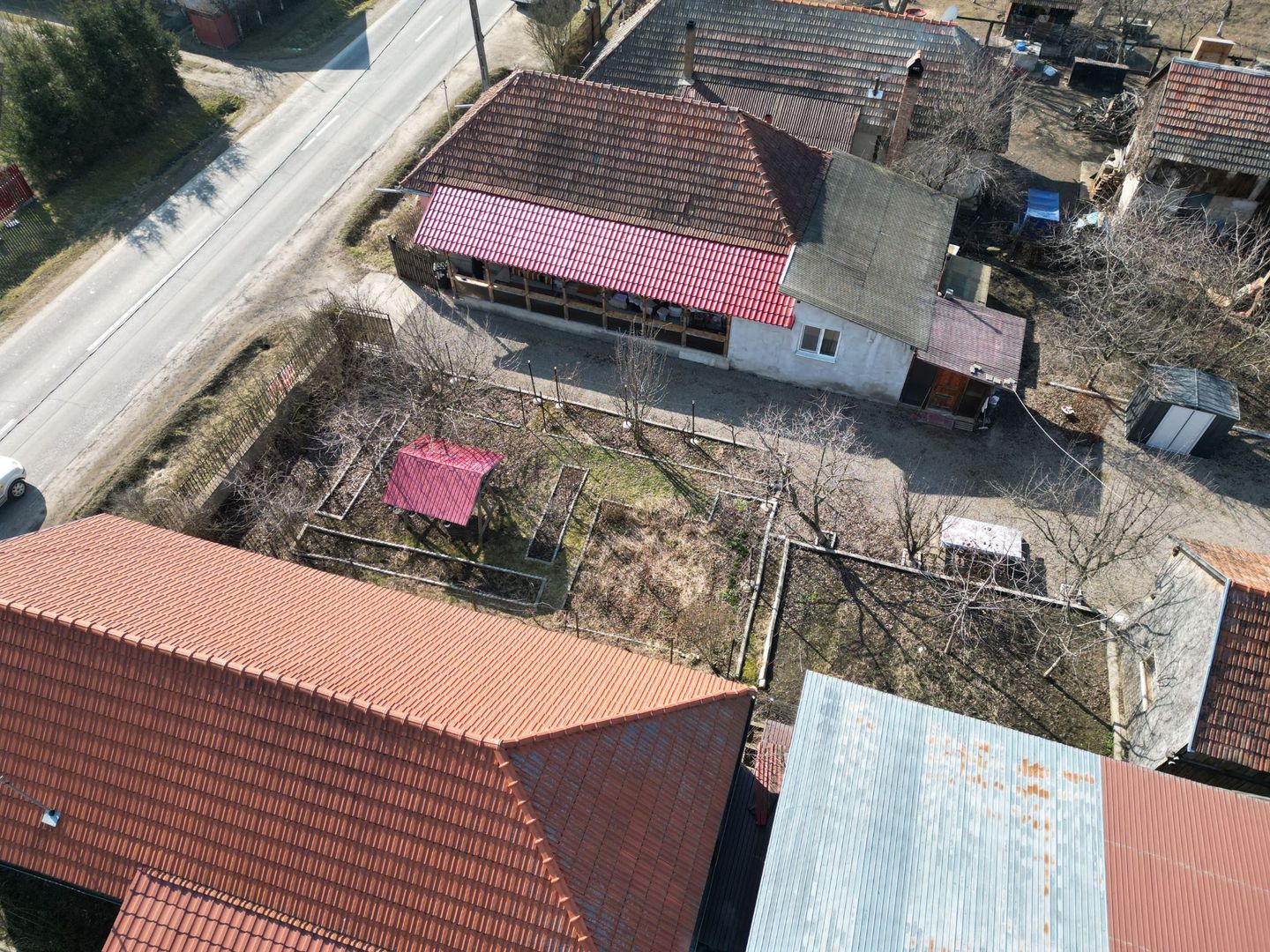 Casă 4 camere 94 mp + teren 1.527 mp Pachia jud. Covasna - Poză 12