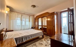 Spre Vânzare apartament cu 3 camere, în Centru, Păcurari - Poză 12