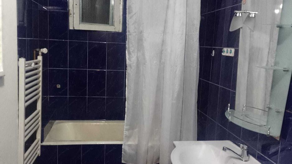 Inchiriez apartament cu 2 camere - Poză 4