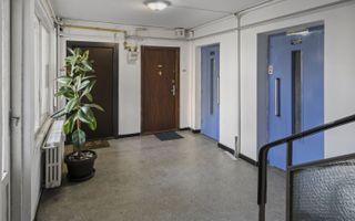 2 Camere, circular, 3/10, bloc Z, zonă foarte verde, metrou Favorit, Comision 0% - Poză 16