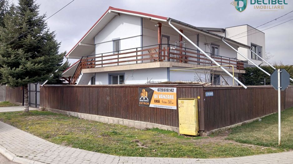 Casă cu mansardă și 4 camere în Cartierul CFR – Tecuci - Poză 1