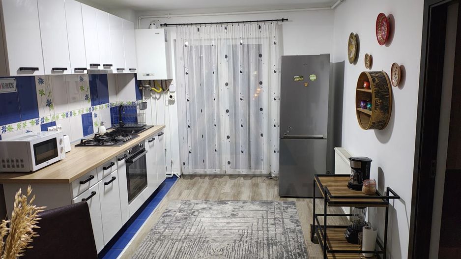 Apartament 3 camere 73 mp bucatarie generoasa lift pivnita Vasile Aron - Poză 2