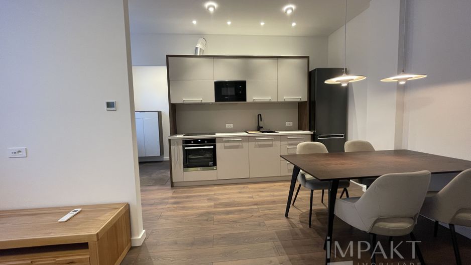 Casă de închiriat cu finisaje de excepție în Zona Semicentrală - Poză 4