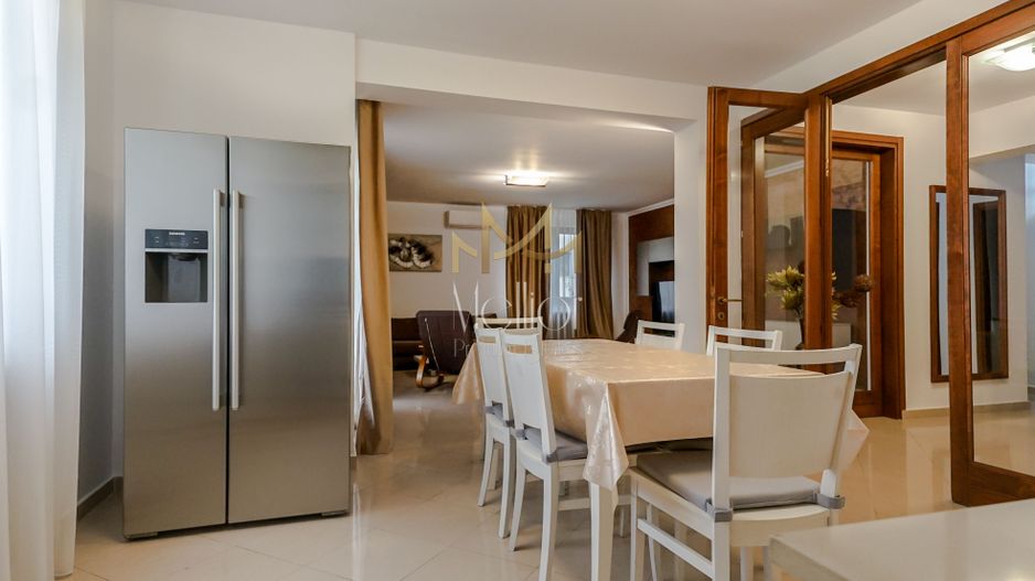 Ap spatios 4 camere, garaj, Andrei Muresanu, zona strazii Trifoiului - Poză 6