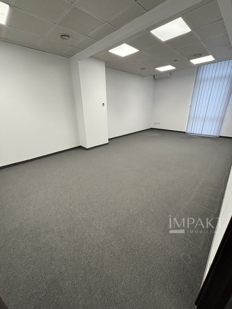 De închiriat spații moderne de birouri -Clădire centrala - Poză 16