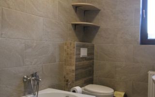 3 camere, zona foarte linistita + 2 locuri de parcare- Giroc - Poză 7