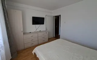 Inchiriere Apartament 3 camere Bibescu mobilat-utilat - Poză 13