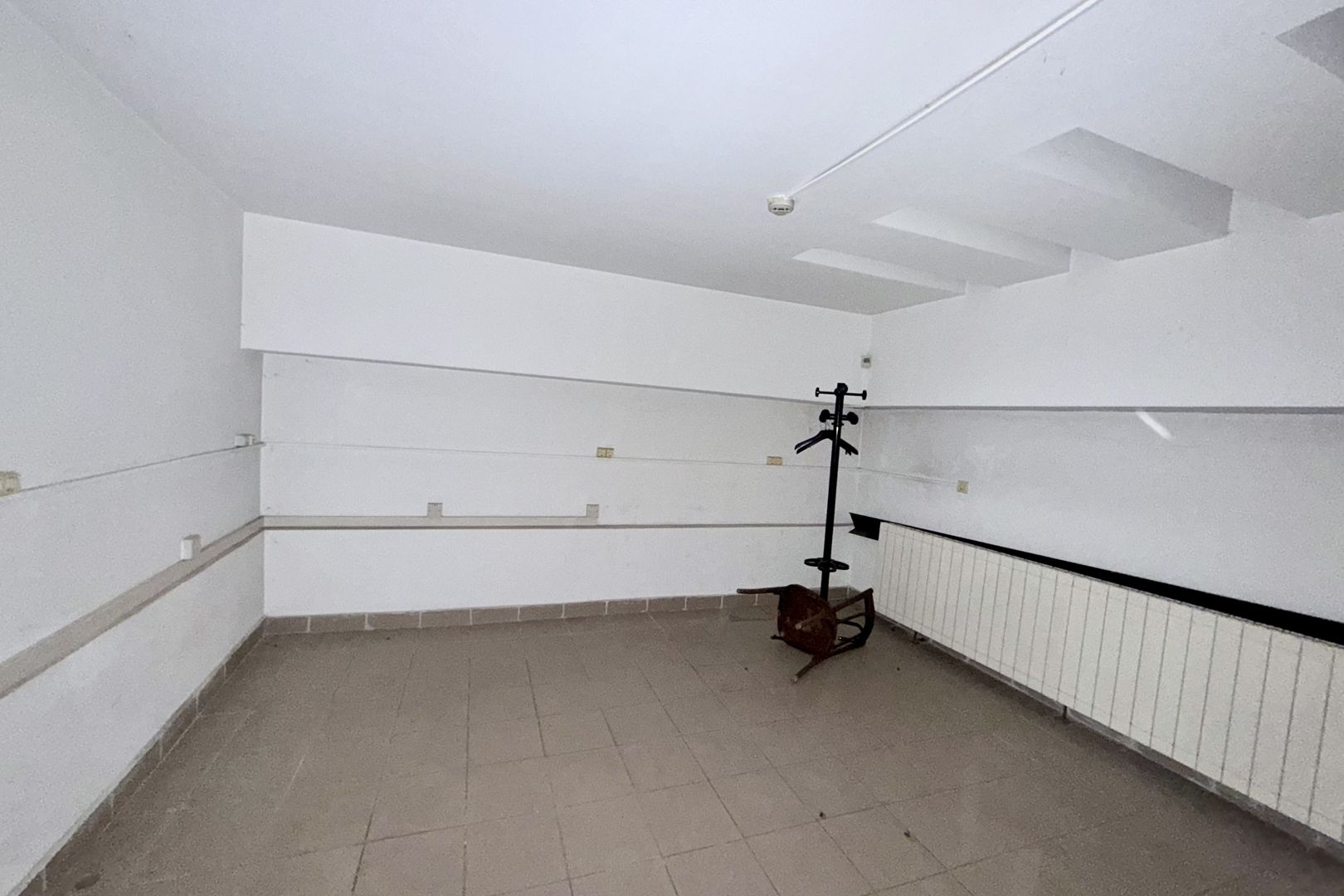 Spațiu București, zona Universitate, pretabil comercial/birouri - Poză 13