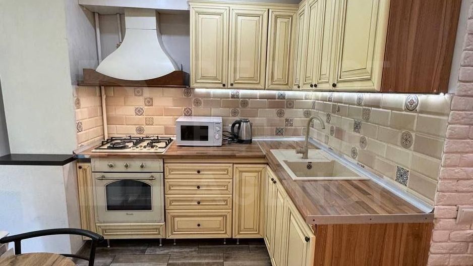 Vânzare, apartament, o cameră, str. Florilor, Râșcani - Poză 1