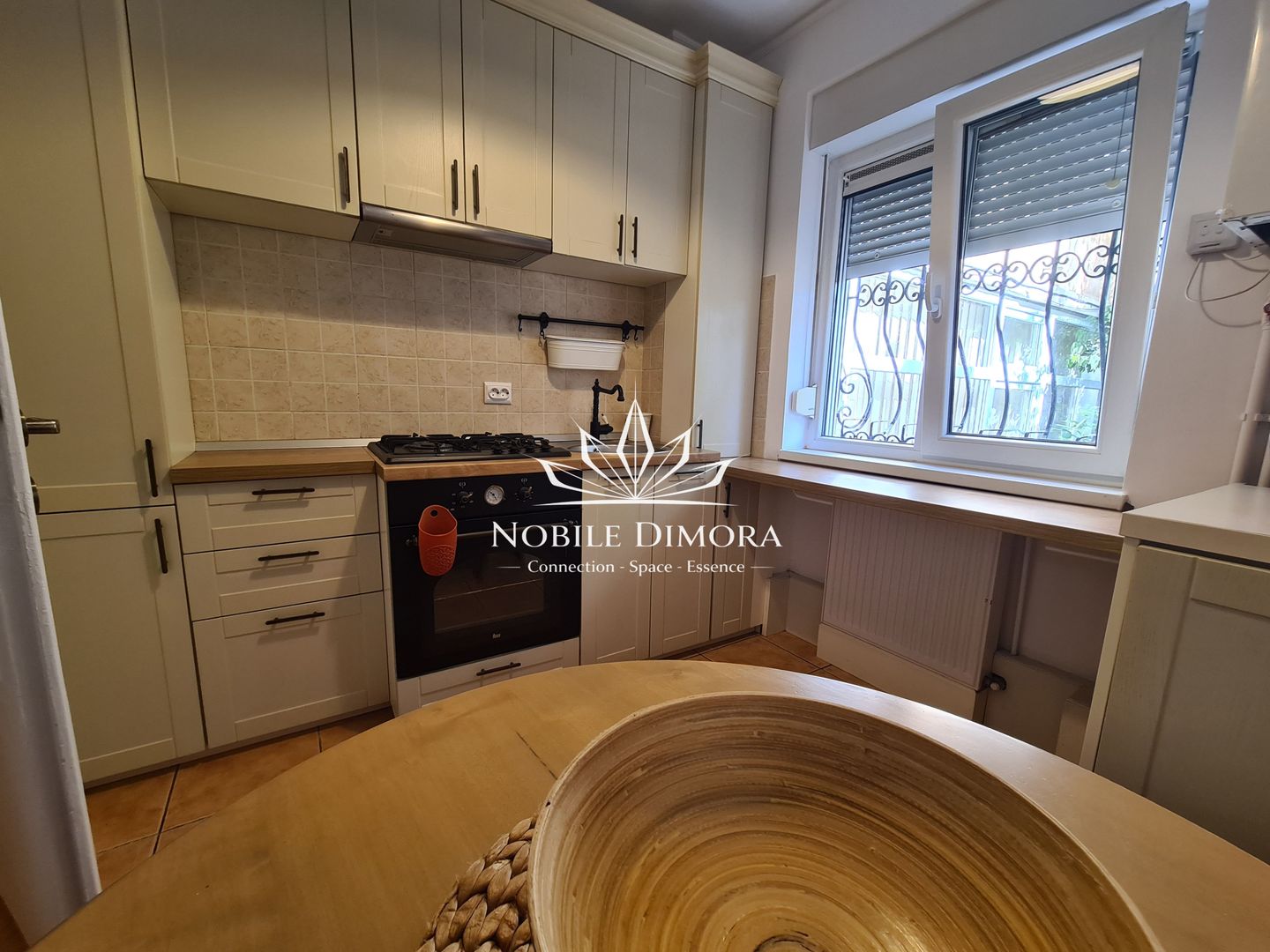 Apartament modern cu 2 camere - la 3 min. de facultatea de Medicina - Poză 11