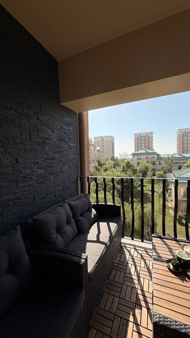 Apartament decomandat 3 camere | Cosmopolis | Parcare - Poză 2