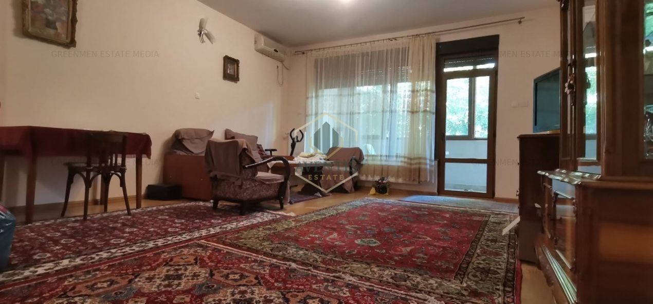 Inchiriere apartament 3 camere in vila, semidecomandat - Poză 1