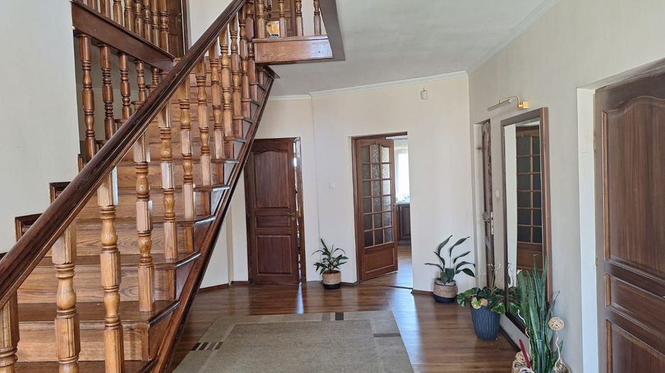 BRASADAS vinde casa individuala 8 cam teren 10 ari Unirii. - Poză 7