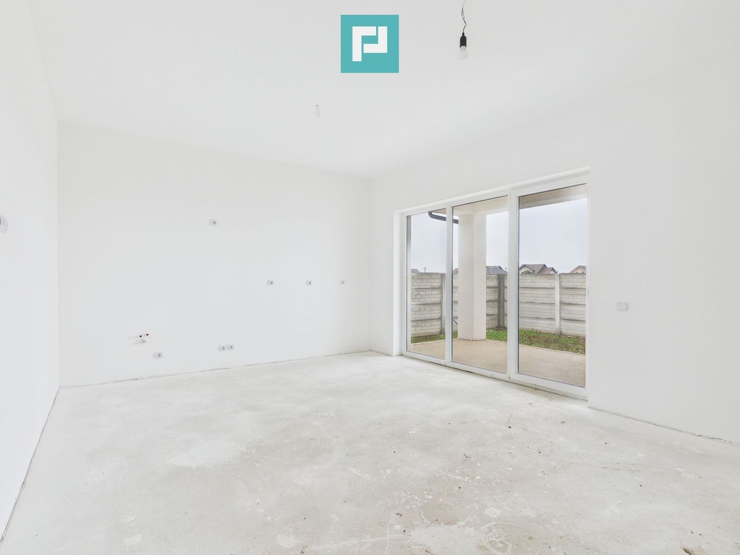 Casă nouă, modernă  la alb– Nojorid, jud. Bihor - Poză 9