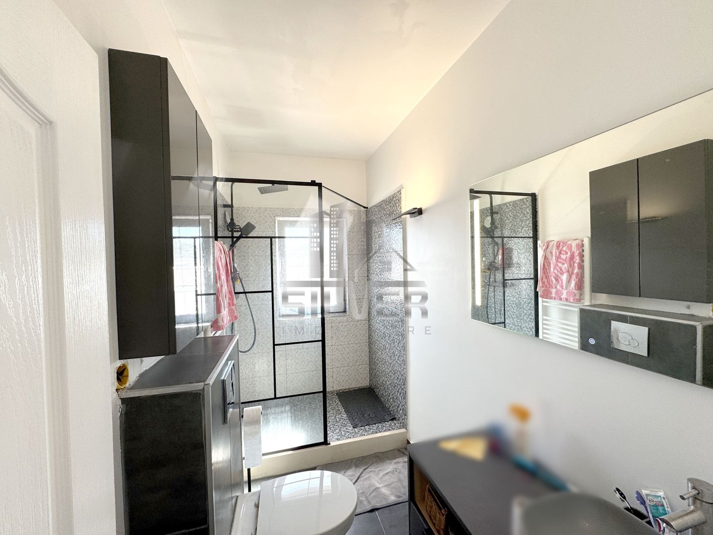 Casa individuala cu teren de 500 mp/panouri FV. 16KW/zona accesibila. - Poză 24