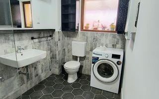 Apartament cu 3 camere la 3 minute de Spitalul Judetean - Poză 8