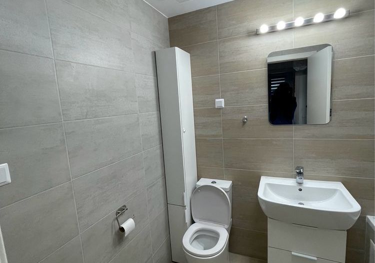 Apartament 2 camere Decomandat Hercesa - Poză 3