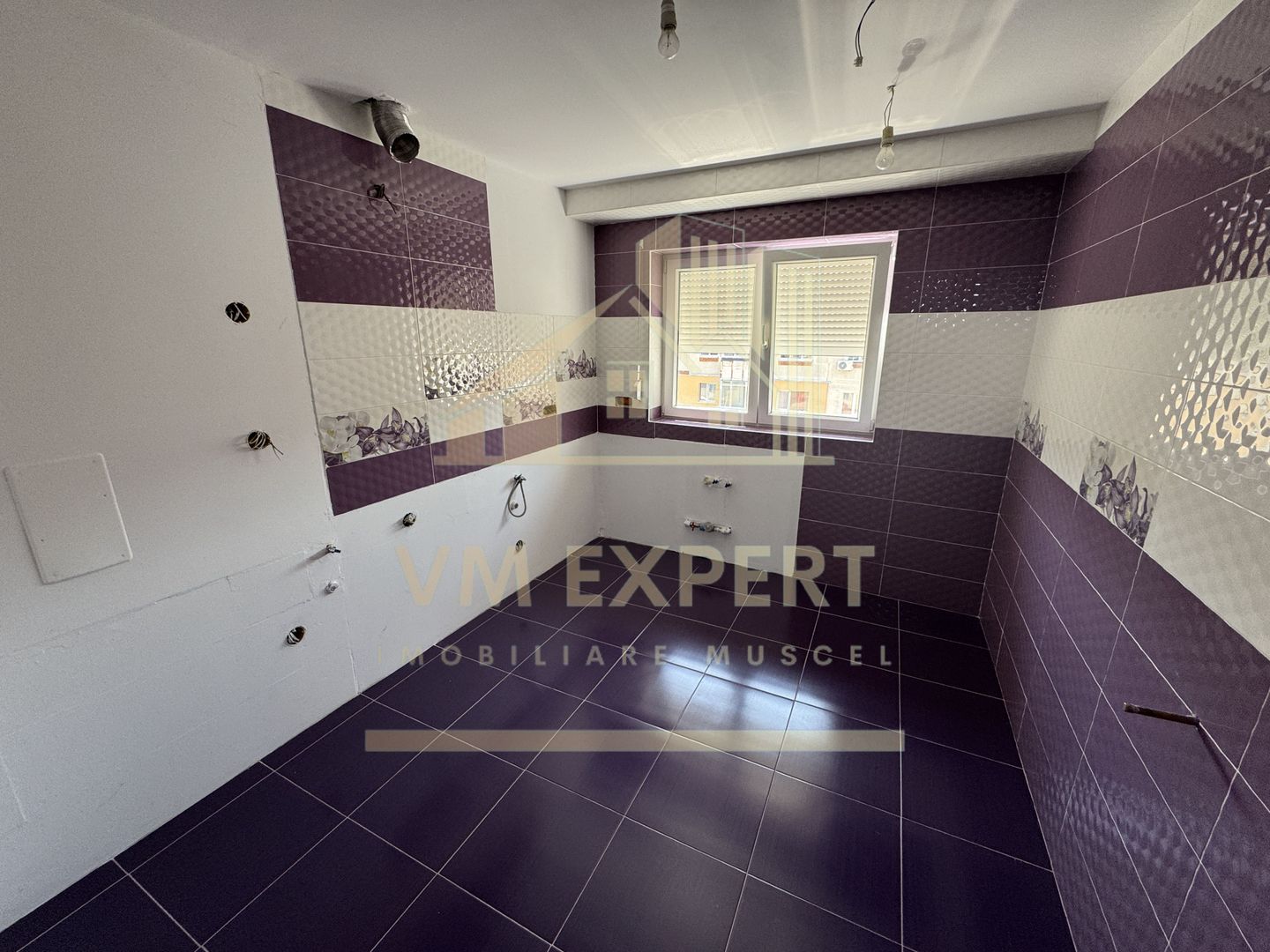 APARTAMENT 2 CAMERE CAMPULUNG, ETAJ 4, CARTIER VISOI - Poză 1
