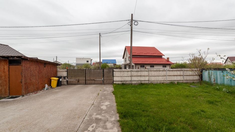 Casa de vanzare in Albota – liniste, spatiu si acces rapid catre Pitesti! - Poză 17
