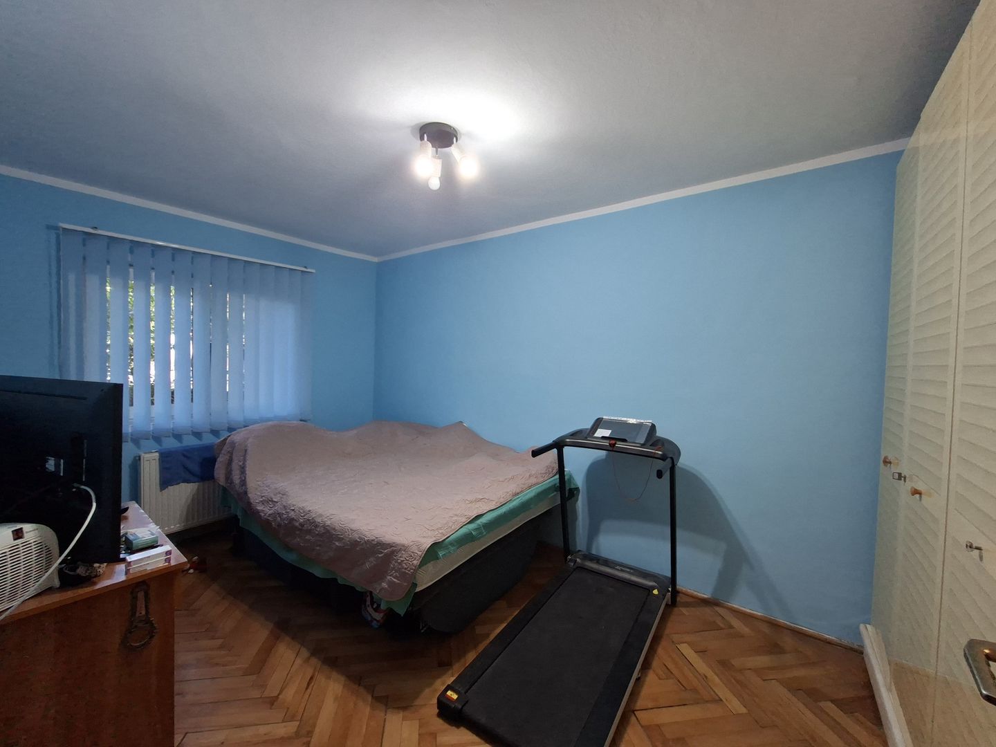 Apartament cu 3 camere -spatios si decomandat -  Zona Bucovina - Poză 4
