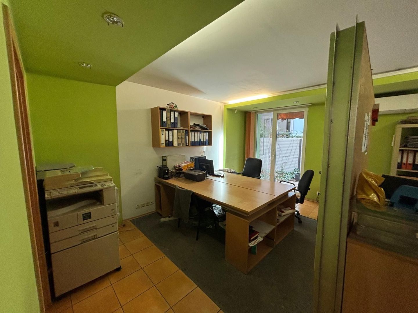 Spatiu comercial langa Medicina si Prefectura - Poză 17