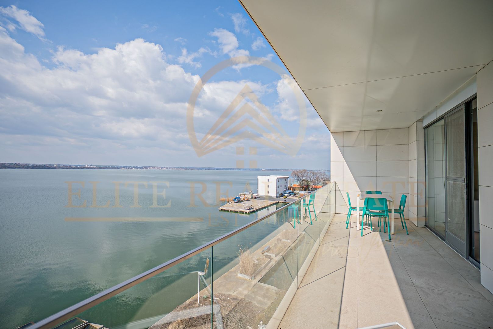 Apartament 2 camere, vedere frontală lac, in Statiunea  Mamaia, - Poză 18