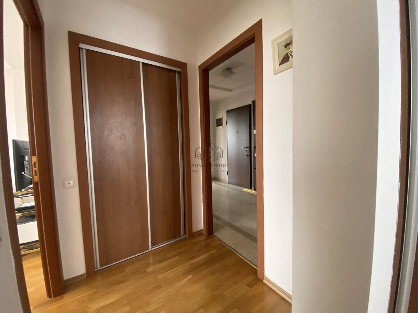 APARTAMENT SPATIOS CU 3 CAMERE LA INCHIRIERE IN ZONA PRIMAVERII - Poză 10