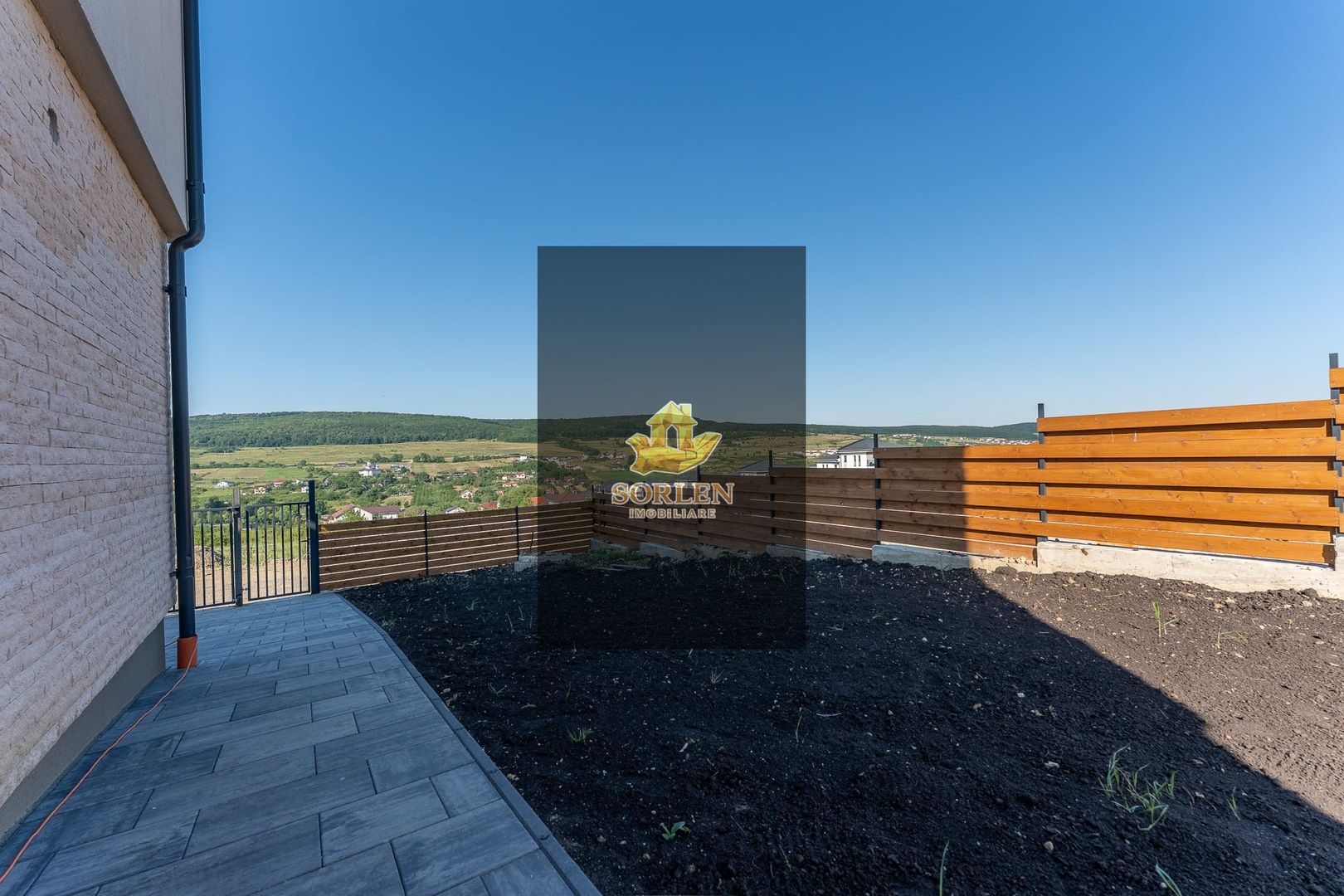 Duplex Premium de vânzare | La intrare în Chinteni - Poză 33